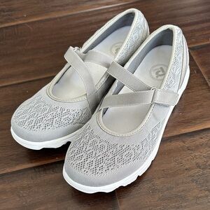 PROPET | Women's 7.5 XX(4E) Travelactiv Lightweight Grey Mary Jane Comfort Shoes